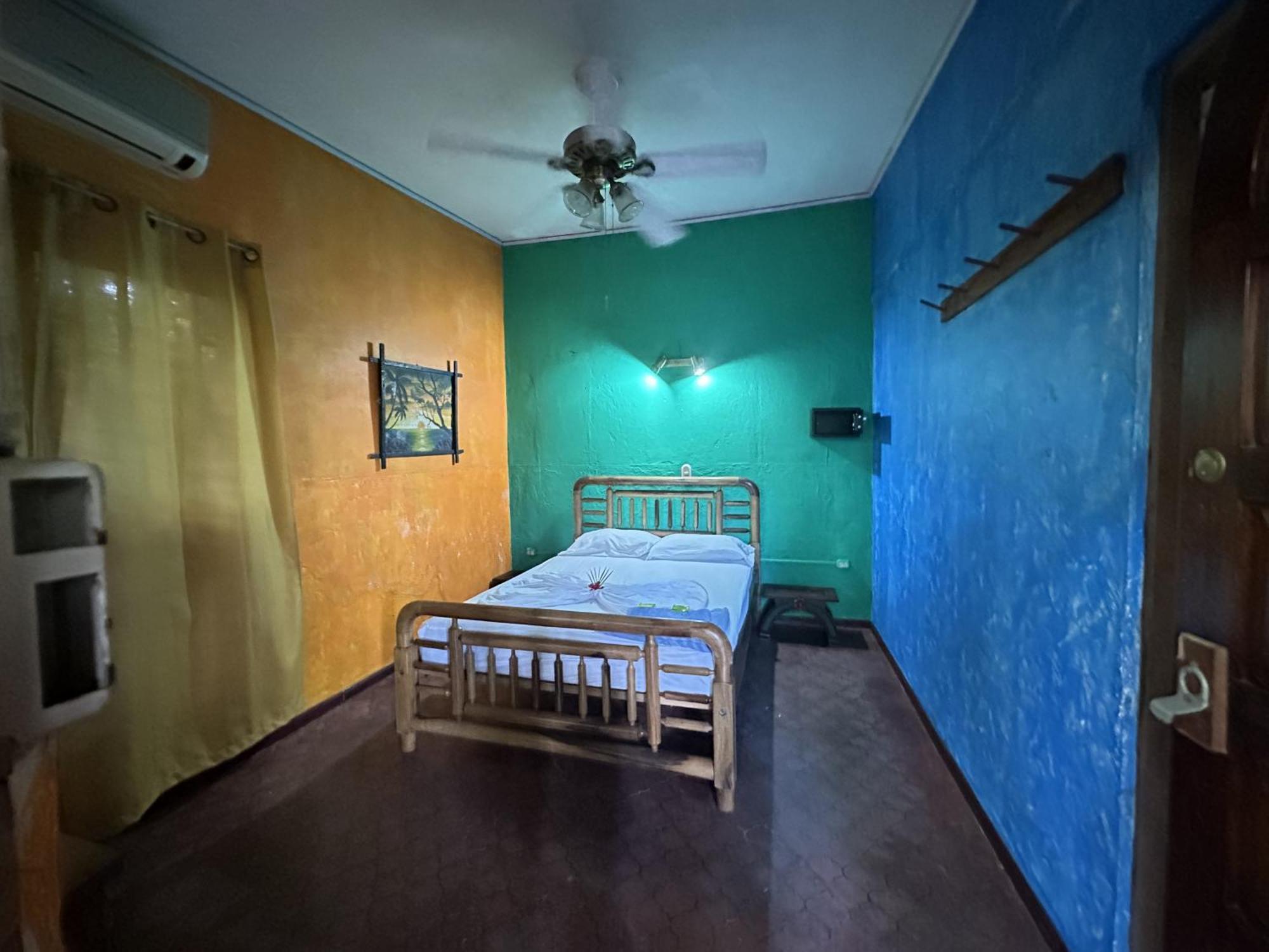 Chosa Manglar Suites & Cabins Puerto Jimenez Exterior photo
